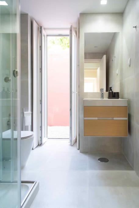 Pardal Rc B - Stylish Studio In Alcantara With Free Parking Nearby * Lisboa