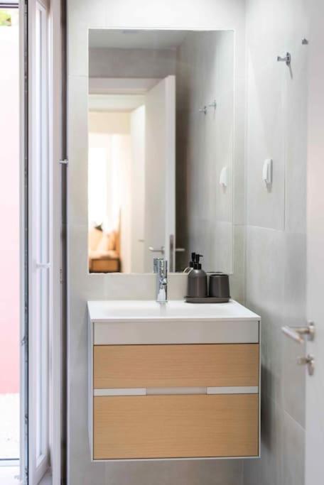 Pardal Rc B - Stylish Studio In Alcantara With Free Parking Nearby Lisboa